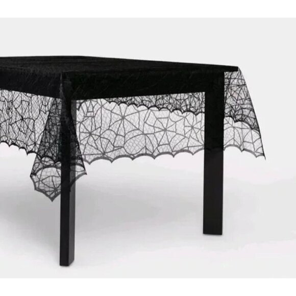 Target 60"x84" Lace Spiderweb Halloween Tablecloth - Hyde & EEK! Boutique™ B31 - Picture 1 of 5